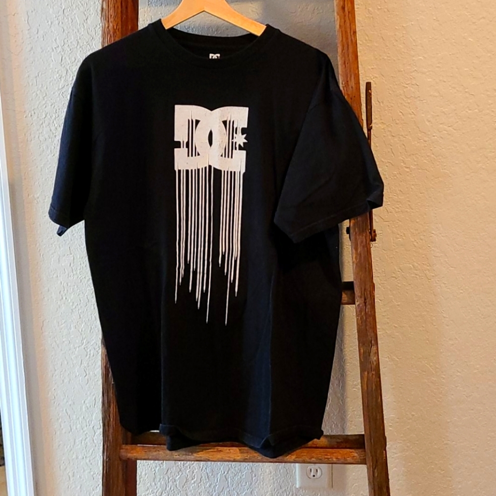 Mens DC skate tshirt